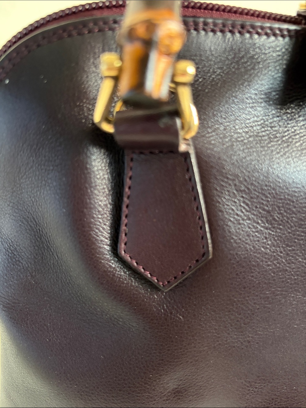 Vintage GUCCI Diana Bamboo Handle Bag w shoulder strap in Burgundy - Picture 3 of 13